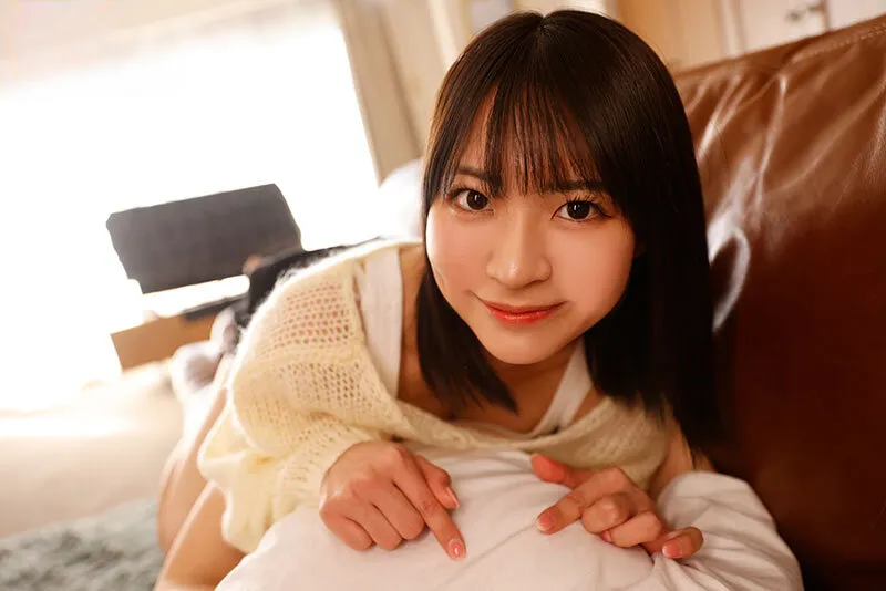 Chị gái lần đầu có anh yêu còn nhiều ngỡ ngàng nên mượn cục thịt thằng em tập trước